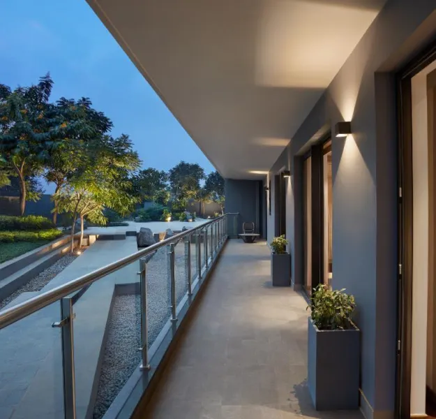 REDEFINING REAL-ESTATE EXPERIENCE AT THE ADDRESS CO.